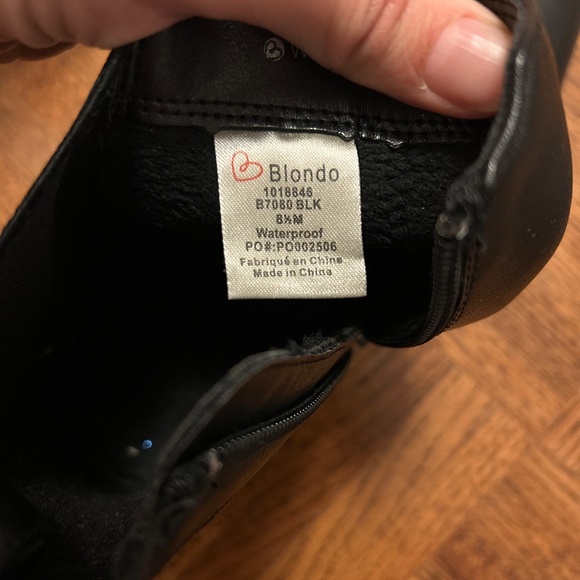 Blondo Naturalizer 8.5 - Picture 2 of 8